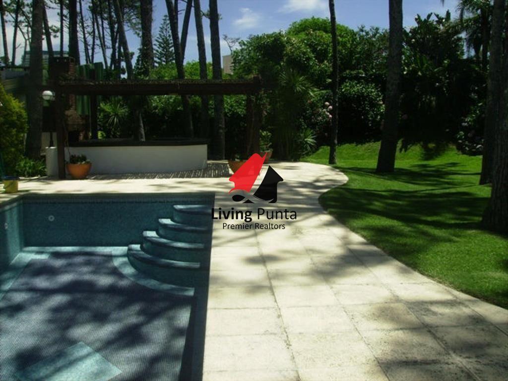 Casa en Mansa, 4 dormitorios
