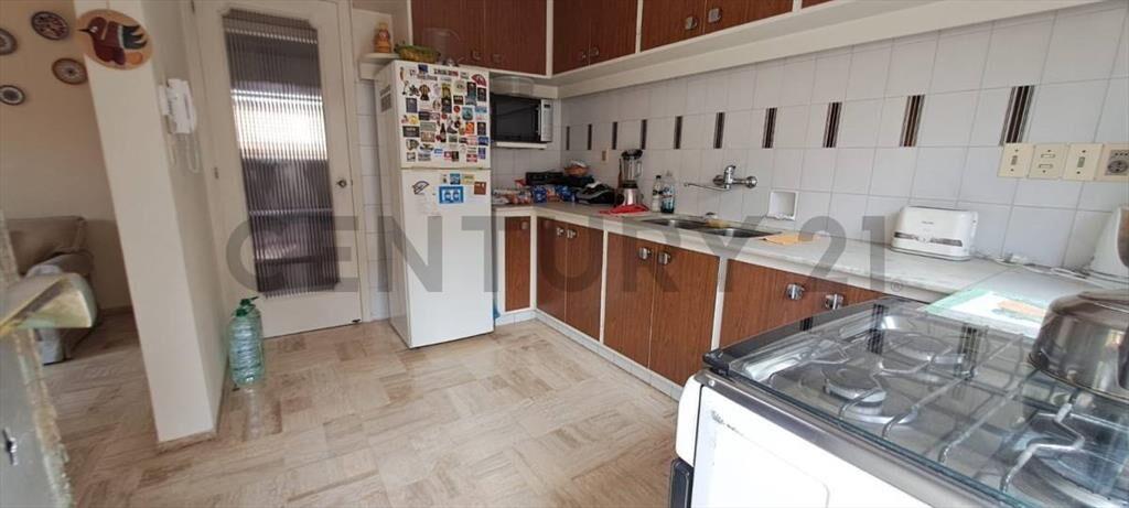 VENTA casa 100mt  Av Italia-3D-2B-Garage-986mt2-ACEPTA BA...