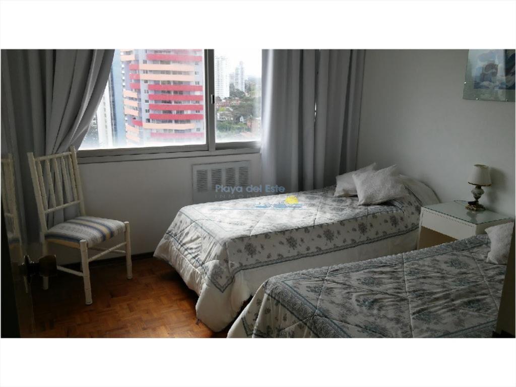Apartamento de 2 dormitorios en Playa Brava , del