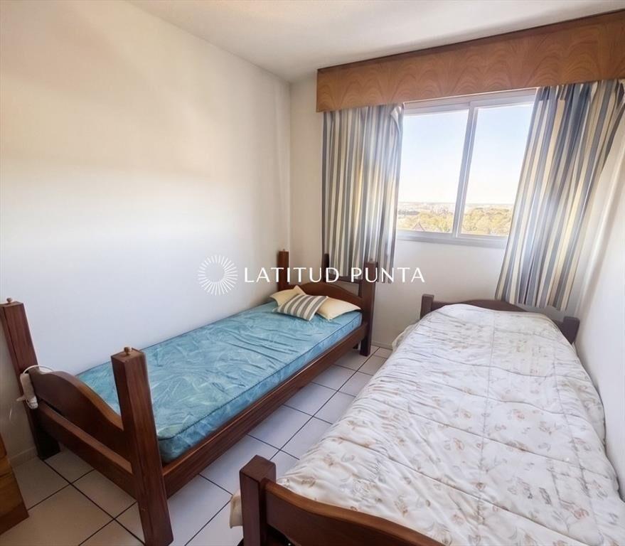 Apartamento de 3 dormitorios en Roosevelt