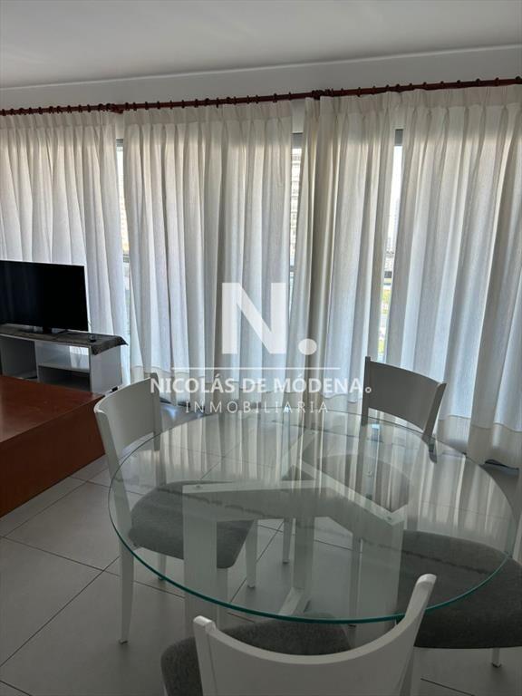 Departamento de 2 dormitorios en venta, Punta del