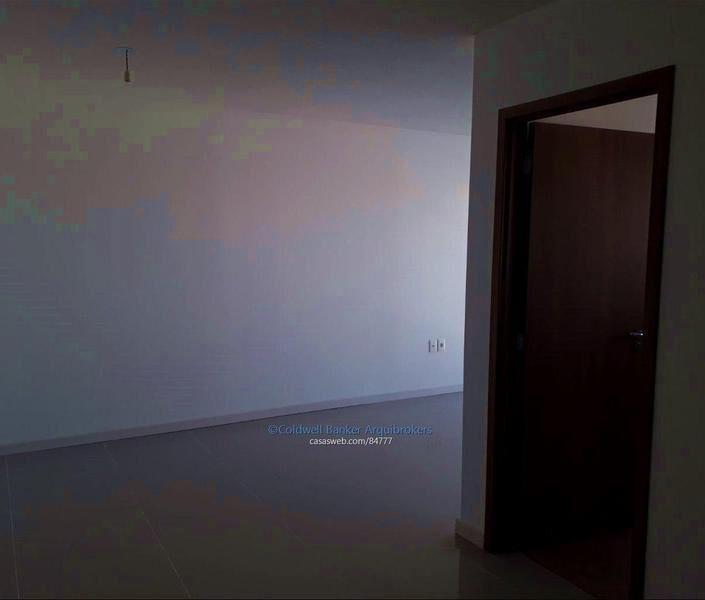 Apartamento de 2 dormitorios en venta en Centro con renta