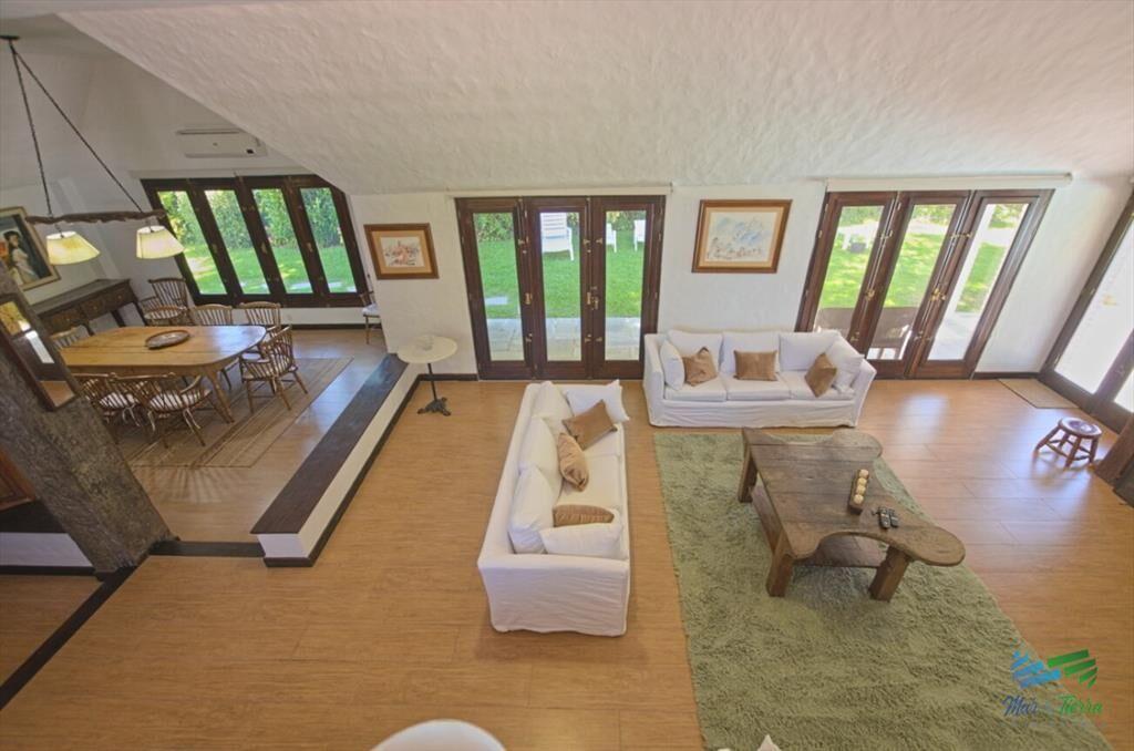 Casa de 4 dormitorios con piscina climatizada en alquiler