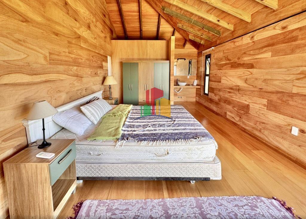 VENTA de Casa 3 DORMITORIOS en LA ESCONDIDA, LA