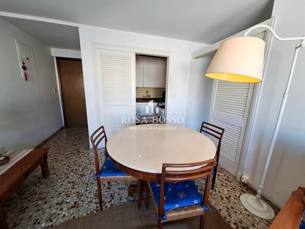 Apartamento en venta 1 dormitorio con garaje del