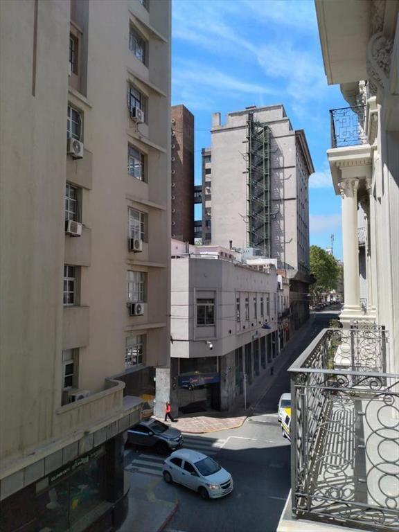 Edificio Liberty 25 de mayo esq Ituzaingó