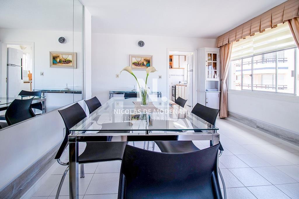 Apartamento en Venta de 3 dormitorios en Edificio Palm Beac