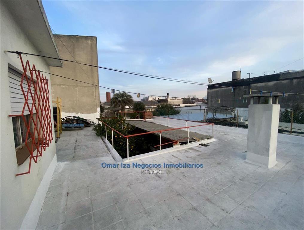 Venta casa prox Mercado Modelo 3 dormitorios con apto