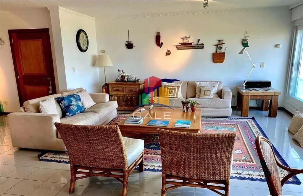 Majestuoso apartamento en Brava