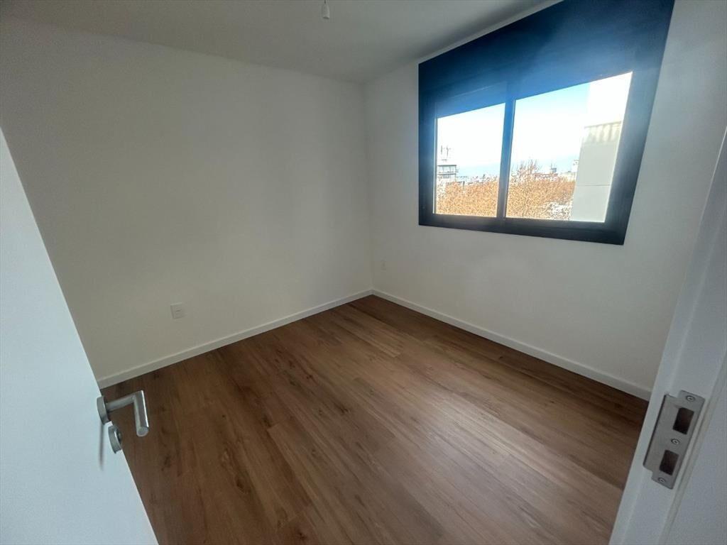 Venta apto 1 dormitorio y garaje, Cordon Sur