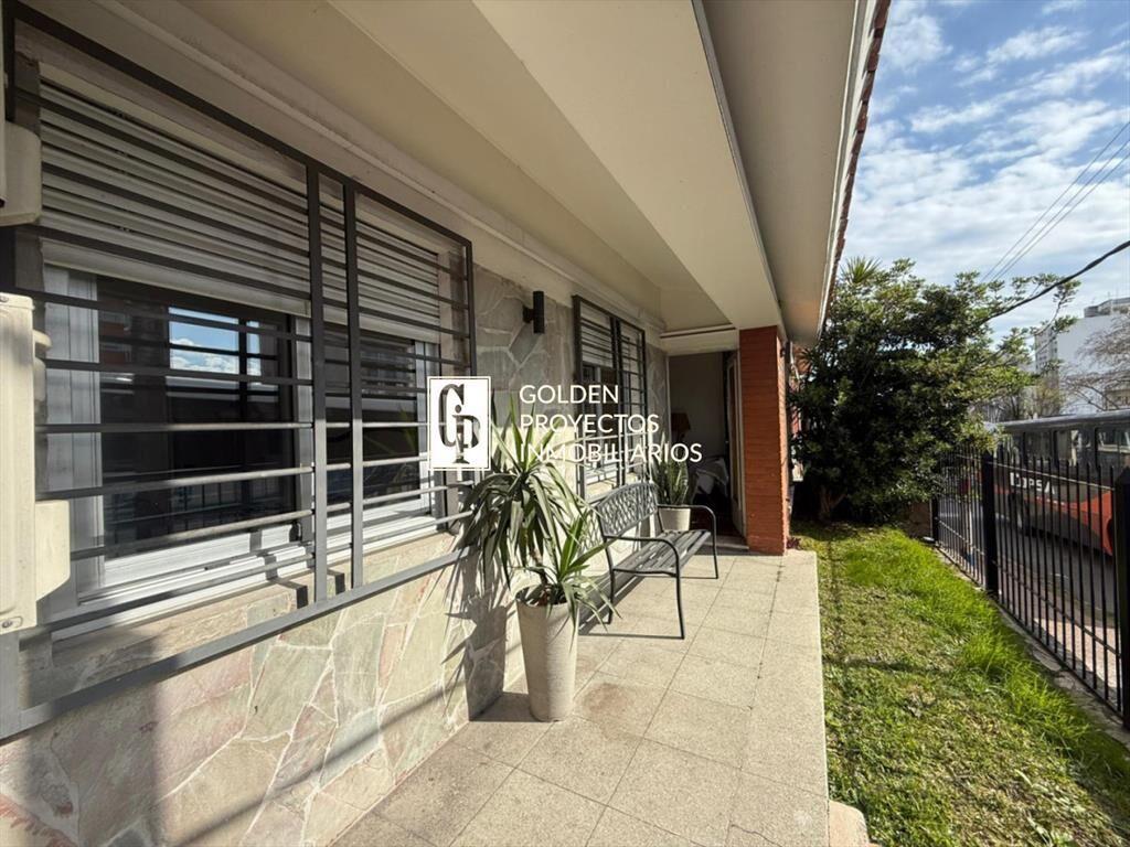 Casa en Venta 3 dormitorios y Garage Parque Batlle