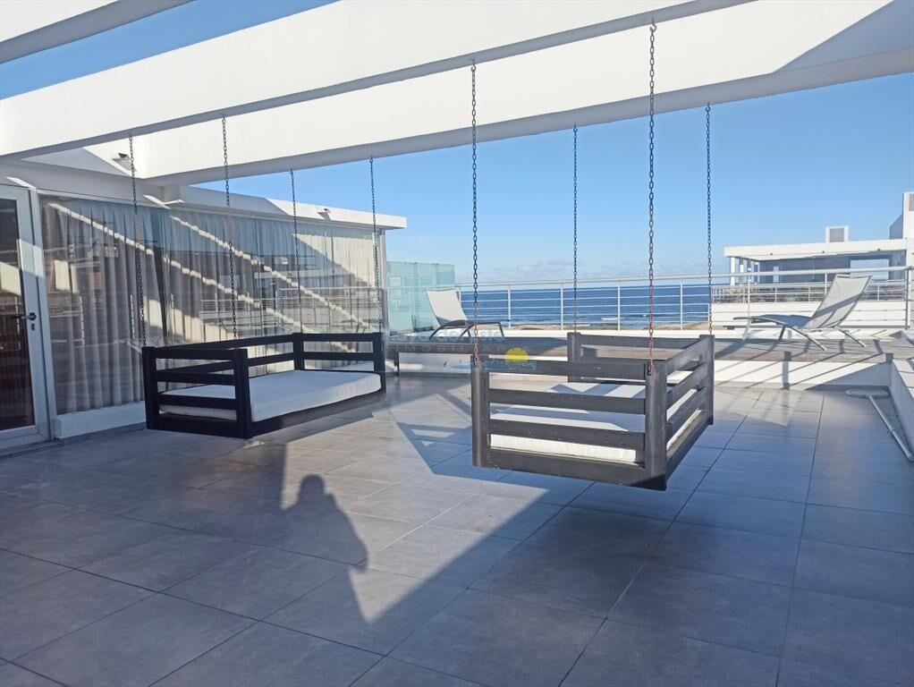 Amplio Penthouse con hermosa vista al mar y
