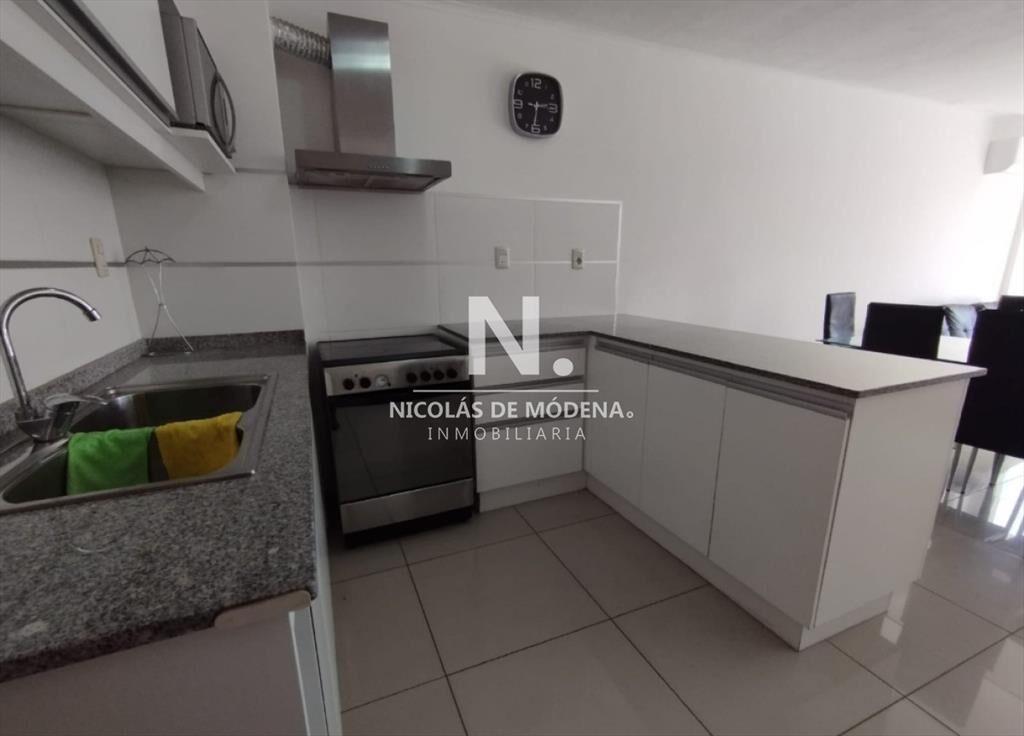 Apartamento de 1 dormitorio y medio en venta