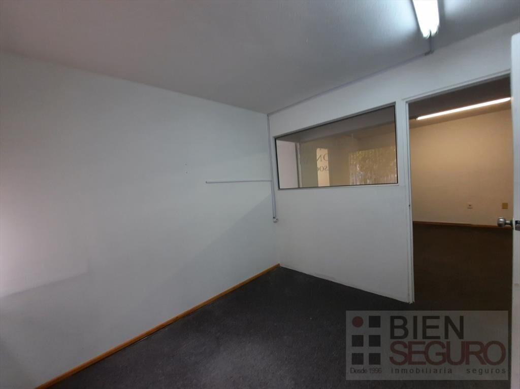 Amplia oficina en venta en el Centro. Excelente ubicación.