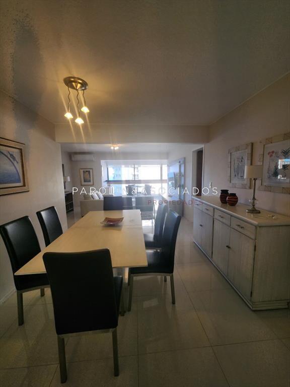 Vende apartamento en Brava, Punta del Este de 2 dormitorios