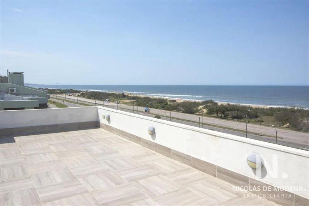 PLAYA BRAVA, PRIMERA LINEA AL MAR PENTHOUSE!!!