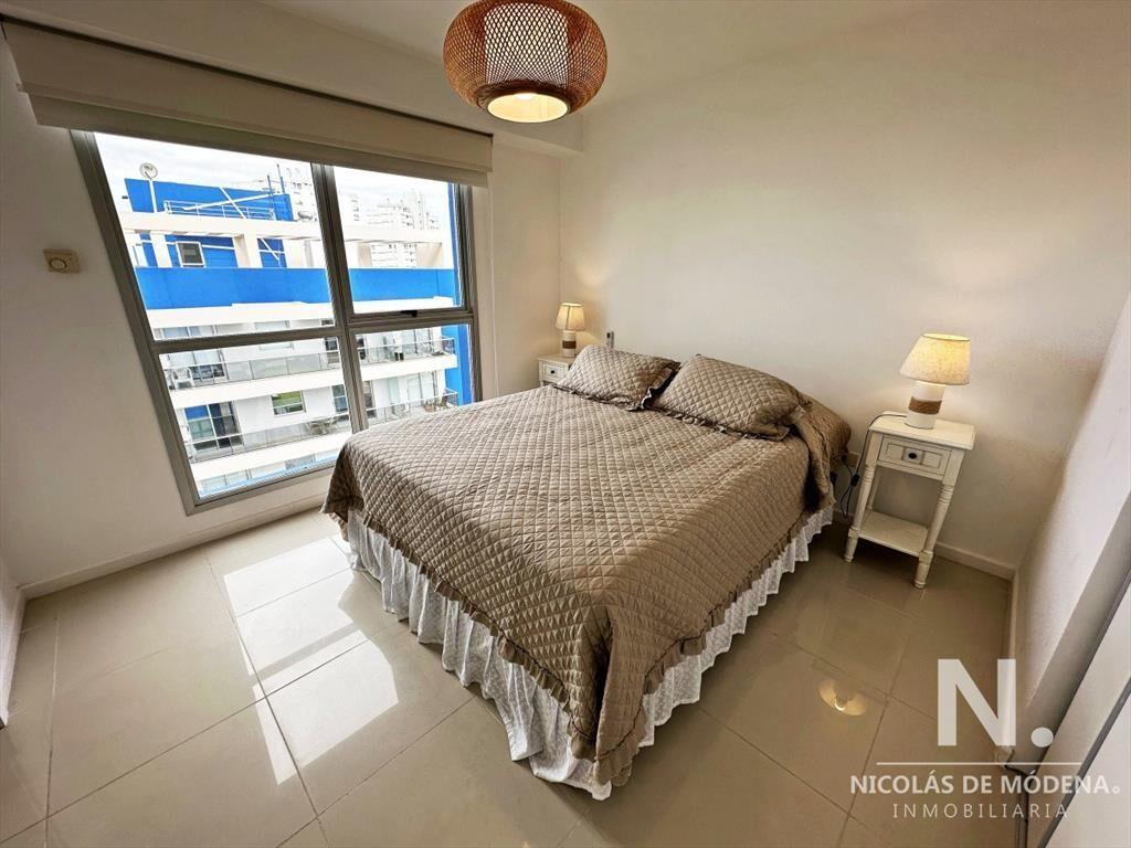 Nuevo al mercado! Destacado con vista al mar! Arenas del Ma