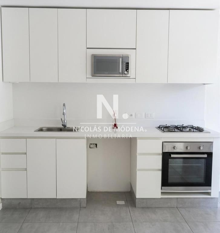 Venta Apartamento 3 Dormitorios con Cochera y Piscina en Ca