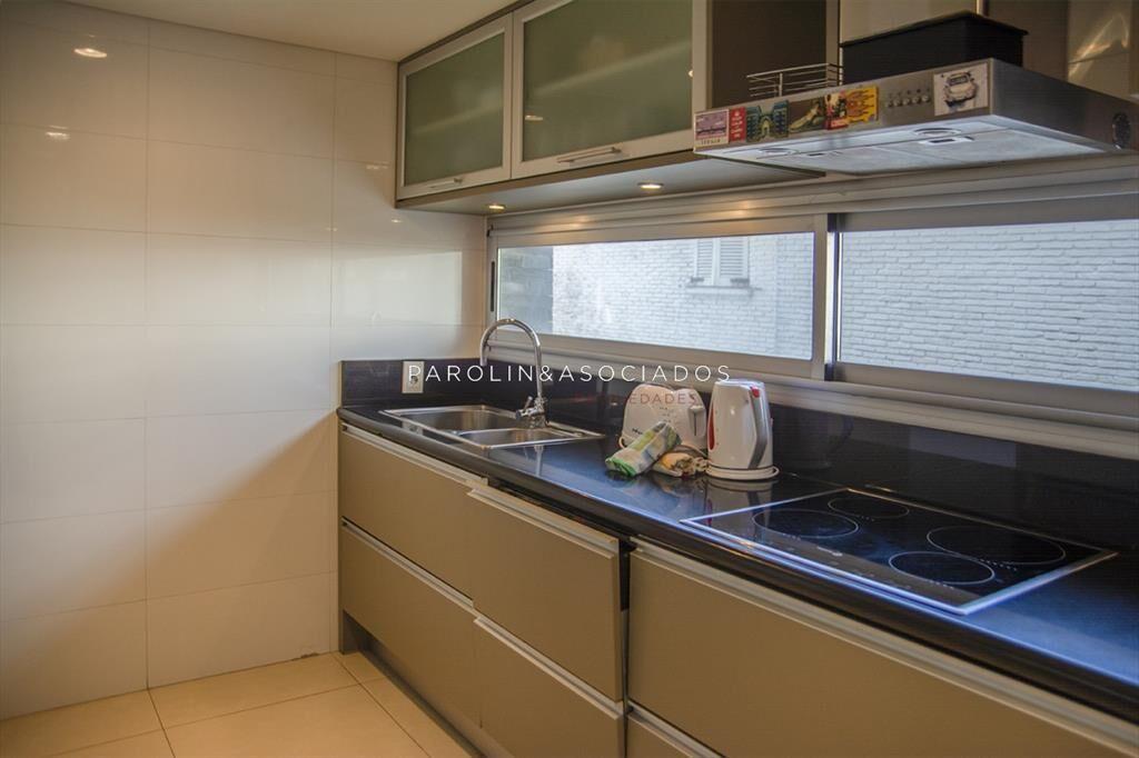 Apartamento de 3 dormitorios con parrillero en en