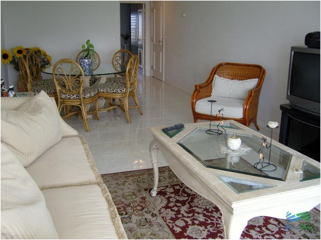 En alquiler y venta.. primera línea playa