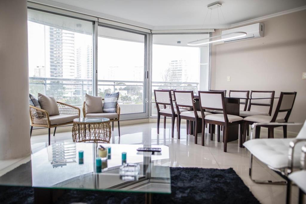 Apartamento en venta en Ocean Drive I, Punta del