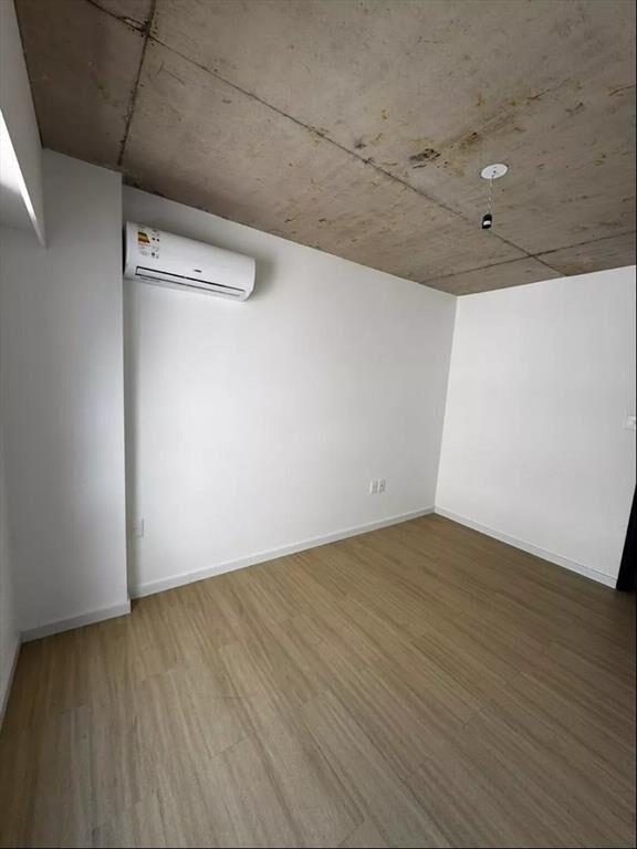 VENTA APARTAMENTO 1 DORM CON GGE -POCITOS NUEVO-