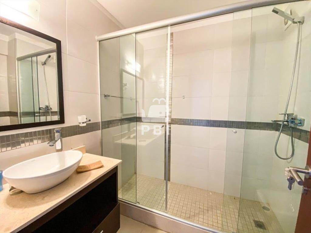 Apartamento en Punta Ballena 3 dormitorios - II -