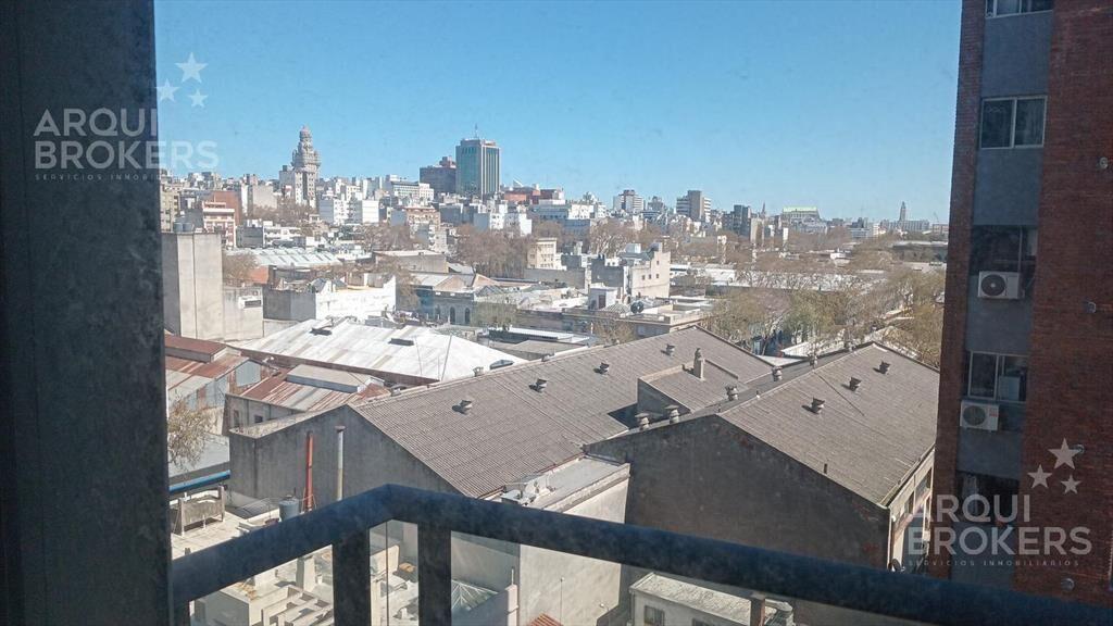 Apartamento de 2 dormitorios en venta en Centro