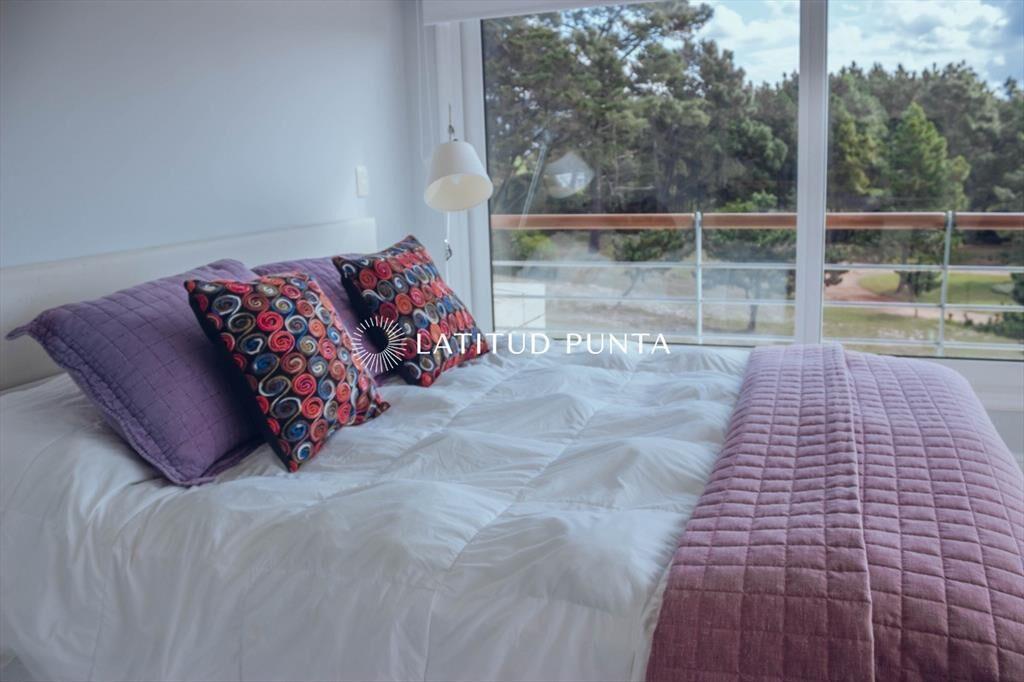Apartamento en Mansa, 2 dormitorios y parrillero