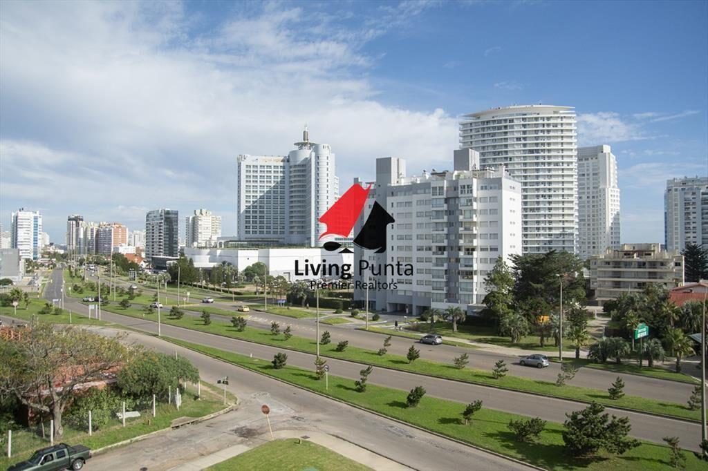 Alexander Boulevard.Departamento de 2 en venta y