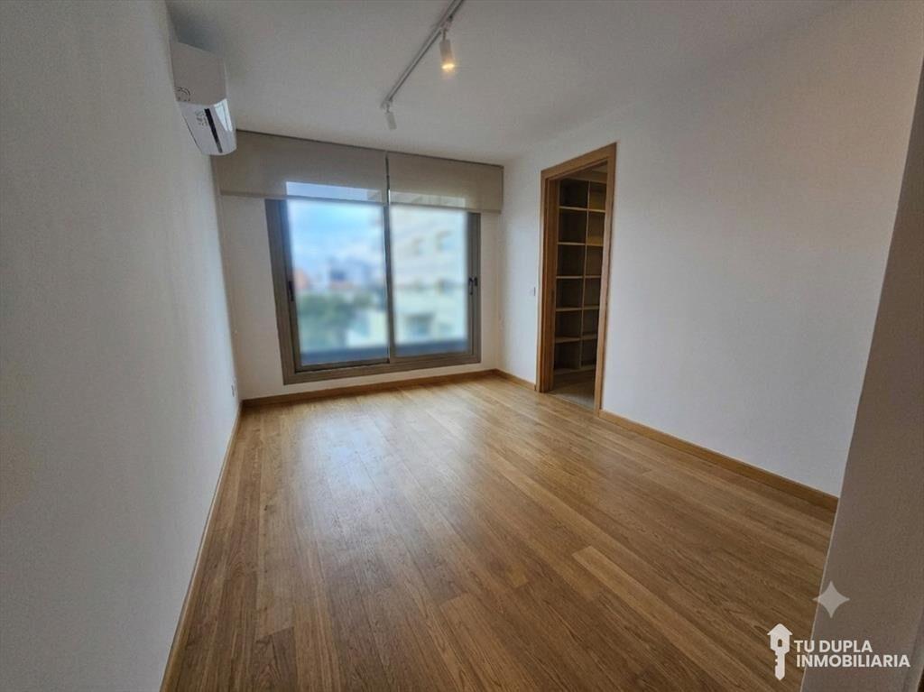 Alquiler dos dormitorios Parque Rodó, Edificio Exclusivo