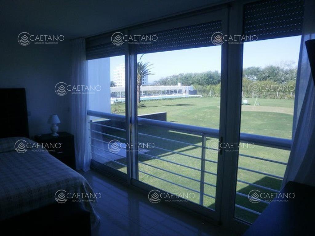 Apartamento en Punta del Este, Brava