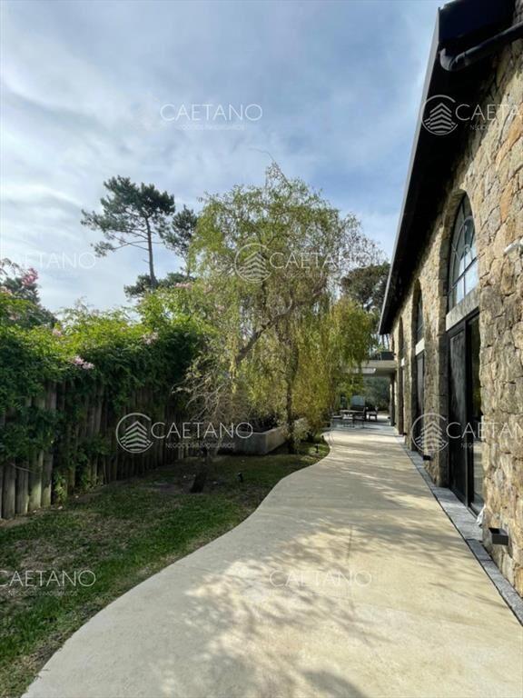 Alquiler anual casa Punta del Este.