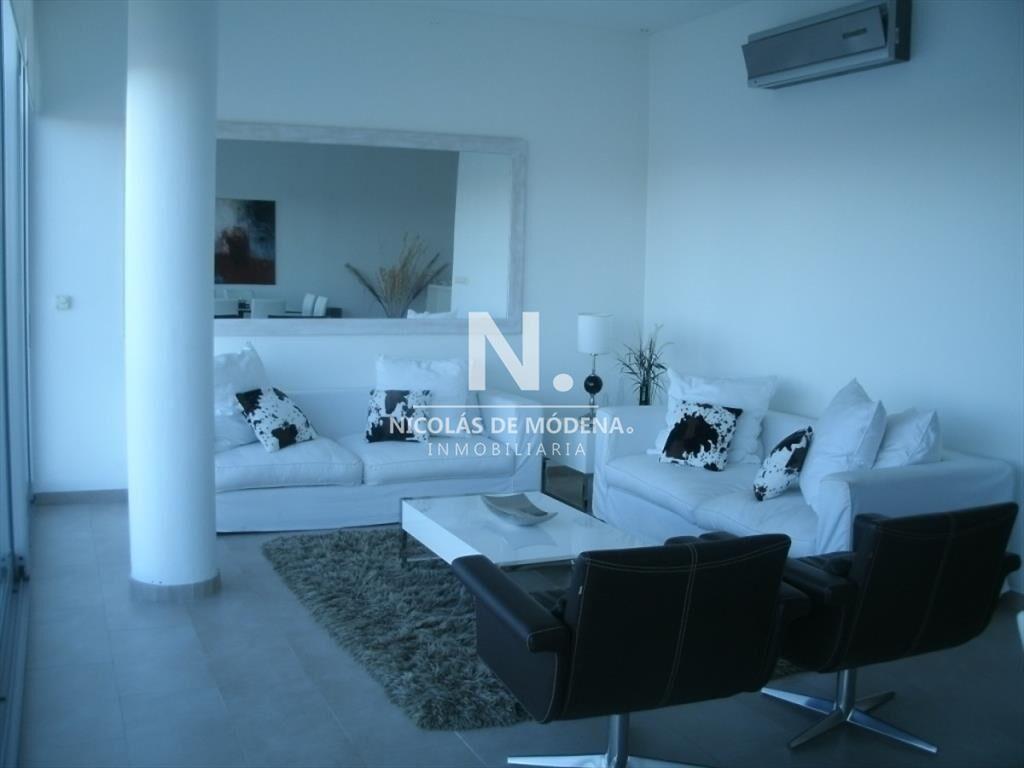 ALQUILER PENT HOUSE EN LA BARRA FRENTE DESEMBOCADURA ARROYO