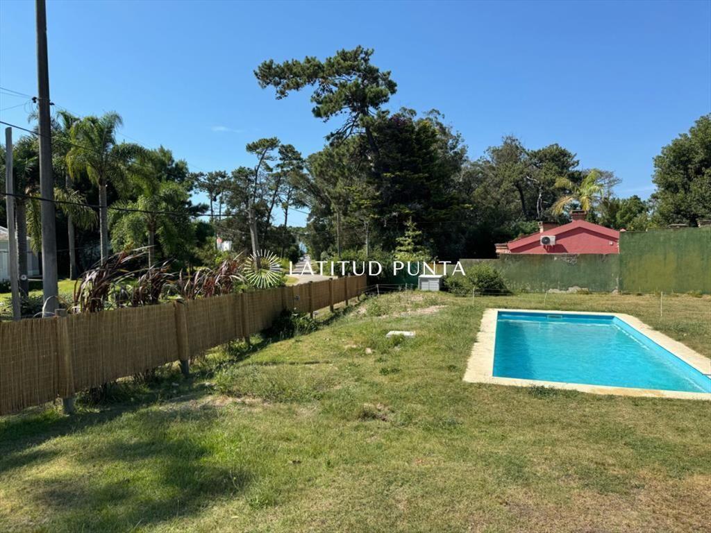 Casa 3 dormitorios con piscina. Brava