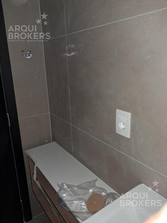 Apartamento de dos dormitorios en venta en Parque Batlle -