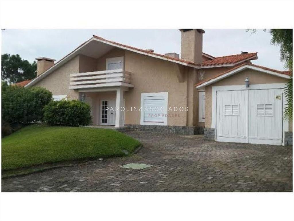 Casa en venta de 7 dormitorios en playa Mansa,