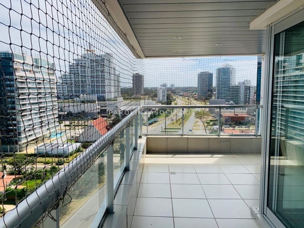 Apartamento en venta en Art Bulevar, Punta del