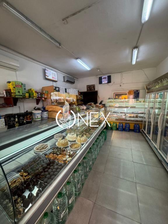 Se vende llaves de local en Santa Lucia