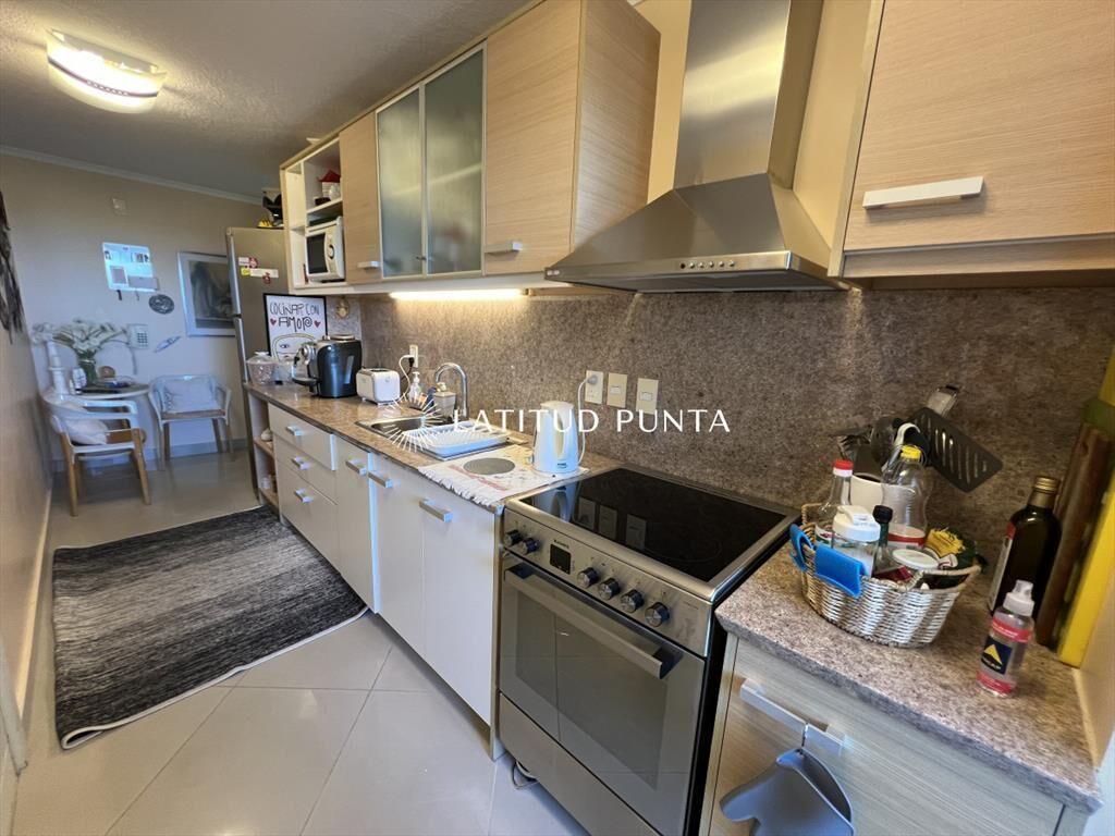 Ocena Drive, amplio apartamento de 4 dormitorios