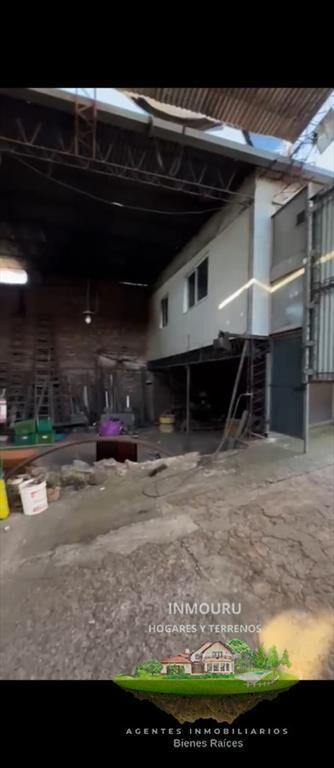 Se vende gran galpón en ciudad de Salto
