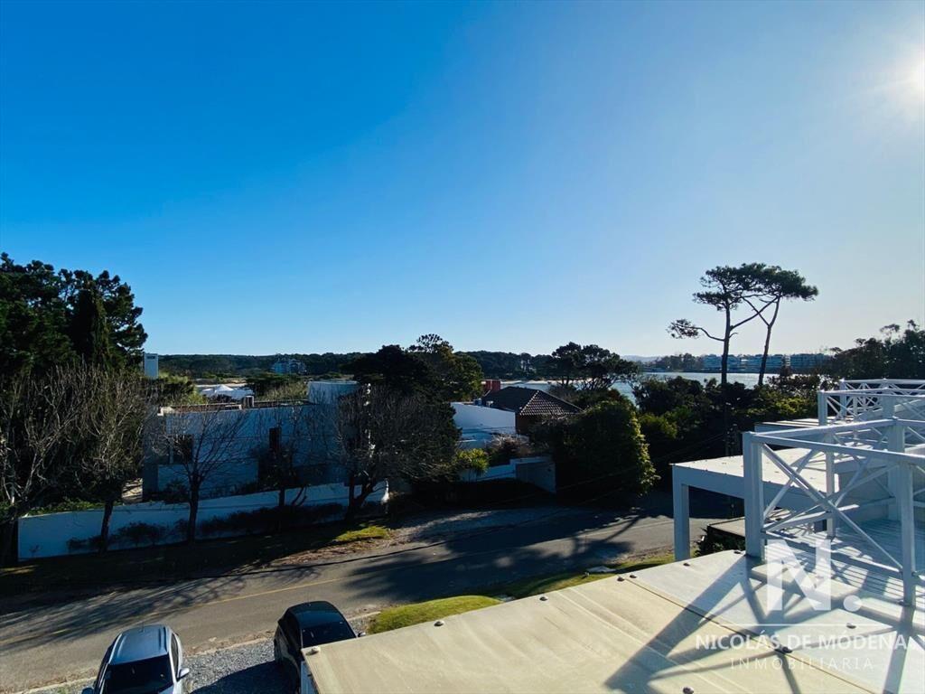 Apartamento La Barra - 3 dormitorios 3 baños en venta y al