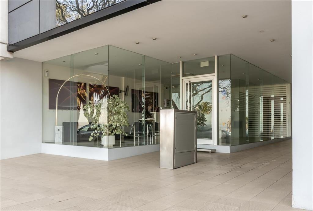 Oficina VENTA CON RENTA - Parque Rodó