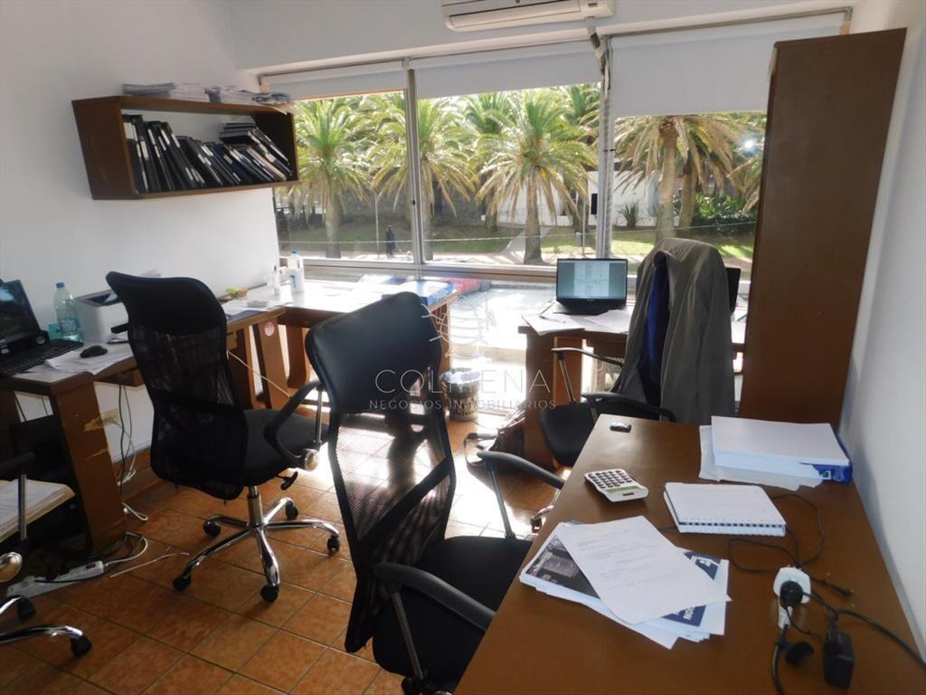 LOCAL EN VENTA EN PENINSULA