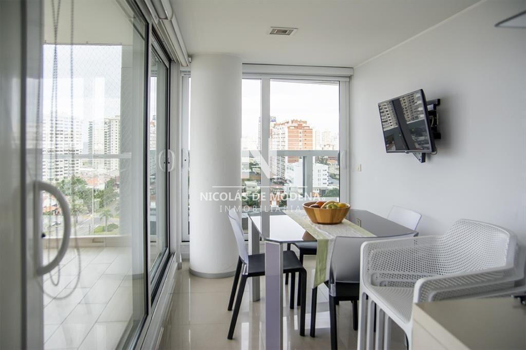 Espectacular apartamento de 3 suites en venta al