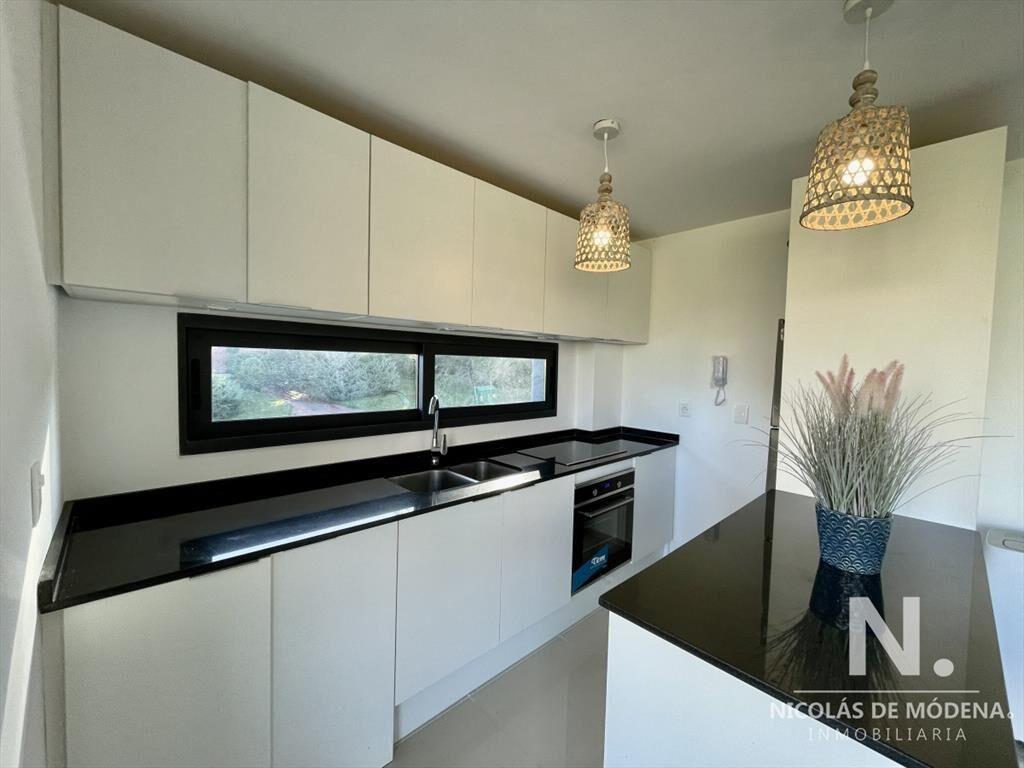 hermoso apartamento de 3 dormitorios