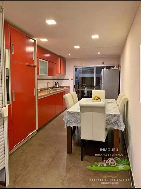 Venta de casa en Peréz Castellanos, 2 dormitorios