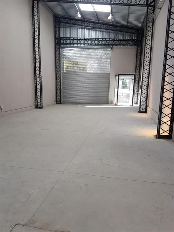 VENTA DE LOCAL HOQCUART Y ARENAL GRANDE