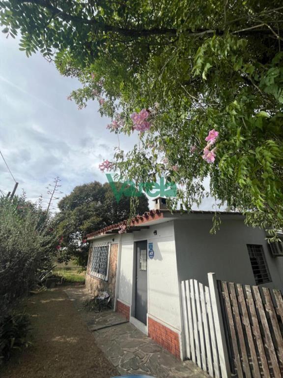 Venta de casa en Salinas, 1 dormitorio y demÃ¡s