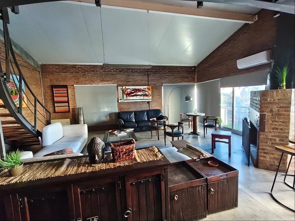 ALQUILER Apartamento tipo Loft de 98m2 en Puerto del Buceo